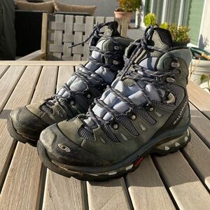 Salomon Gore-Tex backpacking boots size 7.5